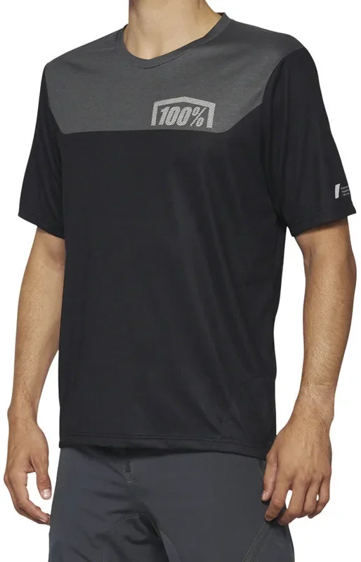 100% Airmatic Jersey – Black/Charcoal Short Sleeve Mens Medium