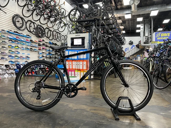 Batch The Lifestyle Bicycle Shimano Tourney – Demo