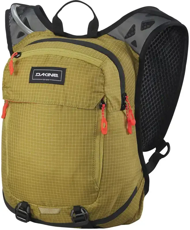 Dakine Syncline Hydration Pack – 8L Green Moss