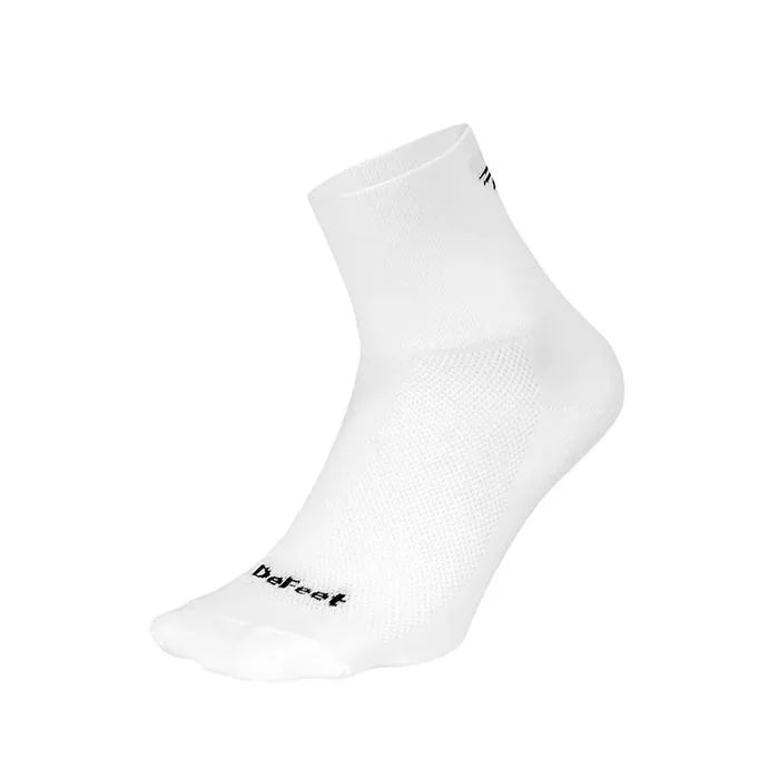 DeFeet Aireator 2-3″ Cuff Socks White M Pair