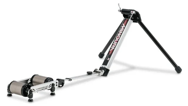 Minoura FG220 Hybrid Roller Trainer