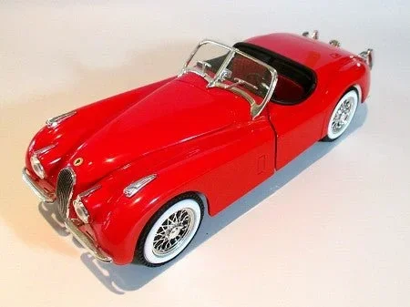 Morgan Cycle Ertl Hamilton Jaguar 1948 Red Roadster Metal Die Cast Model