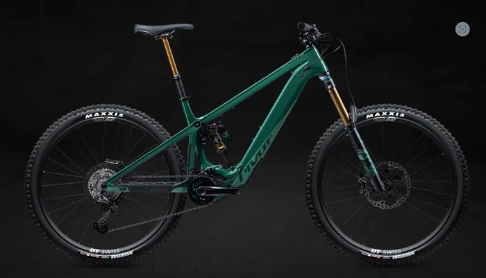 Pivot Shuttle LT Team XTR in Nothern Light Green