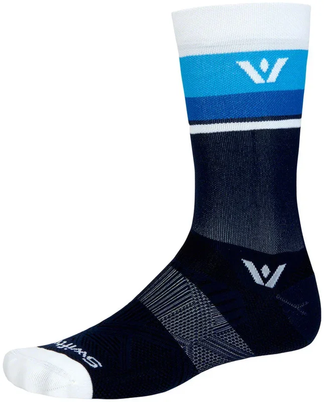 SwiftWick Aspire Crew Socks – Navy/White Medium